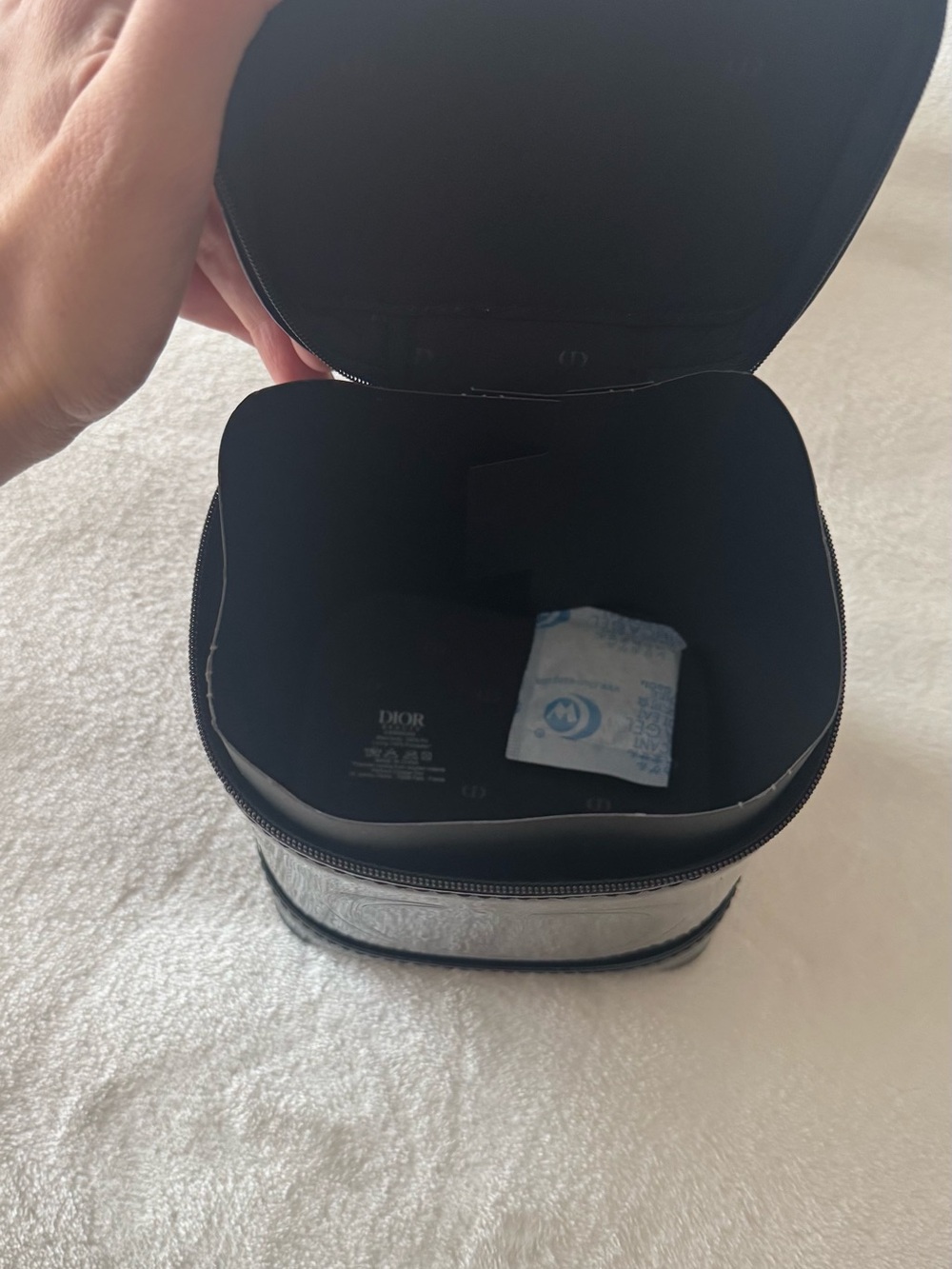 Dior Black Patent Leather Toiletry Bag with Embossed CD - Picture 5 of 5